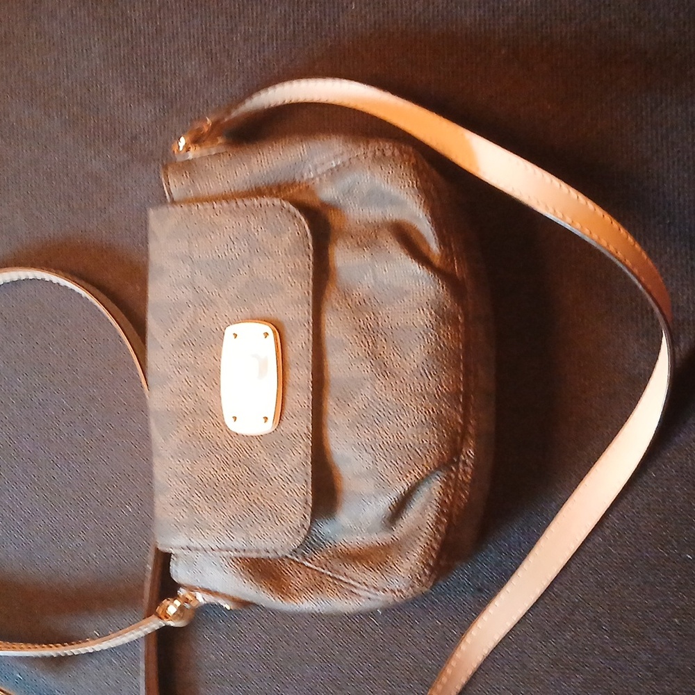 NWOT Michael Kors Logo Print Crossbody